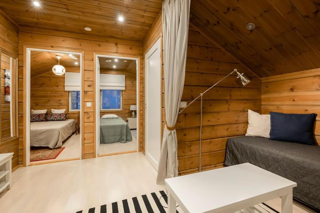 Charming Log House - Lumous B - - Finland Pyhätunturi